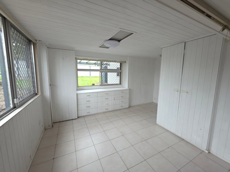 Photo - 1 Sandra Street, Kingston QLD 4114 - Image 17
