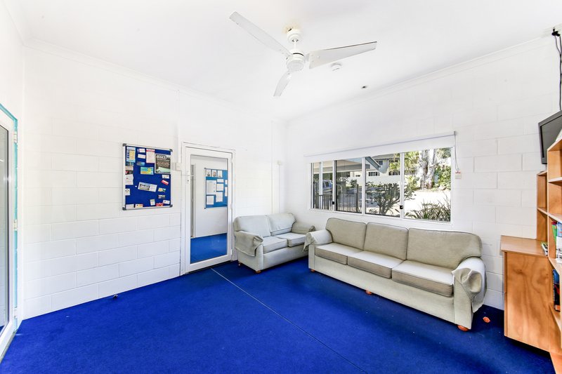 Photo - 1 Santa Monica Avenue, Coolum Beach QLD 4573 - Image 9