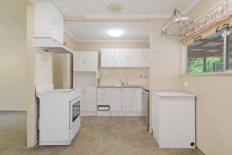 Photo - 1 Satinay Street, Keperra QLD 4054 - Image 3