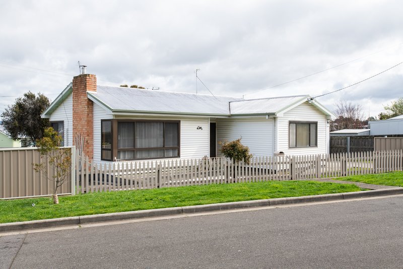 Photo - 1 Sayer Street, Newnham TAS 7248 - Image 13