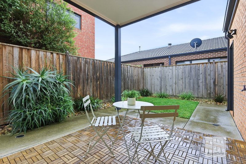 Photo - 1 Scarlet Drive, Greenvale VIC 3059 - Image 15