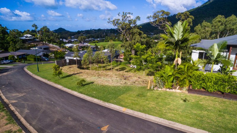 Photo - 1 Scarlet Gum Crescent, Cannonvale QLD 4802 - Image 8