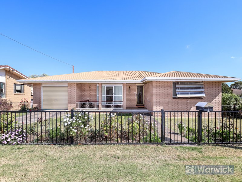 1 Schoch Street, Warwick QLD 4370