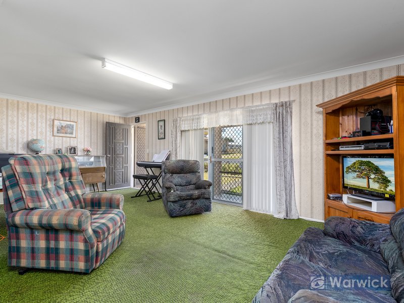 Photo - 1 Schoch Street, Warwick QLD 4370 - Image 3