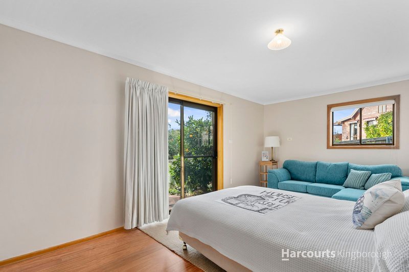 Photo - 1 Seacrest Avenue, Blackmans Bay TAS 7052 - Image 15