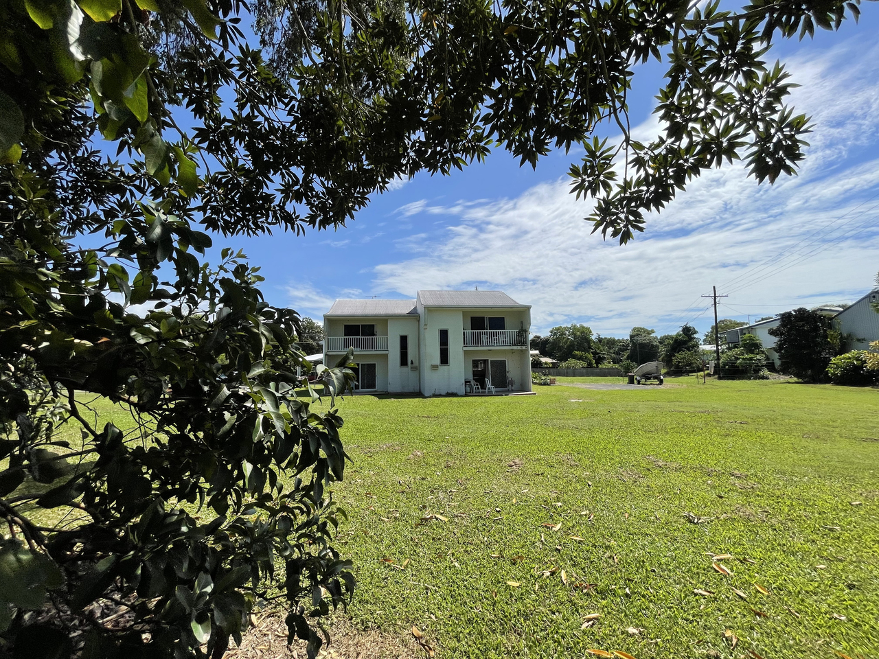 1 Seafarer Street, South Mission Beach QLD 4852 - Image 2