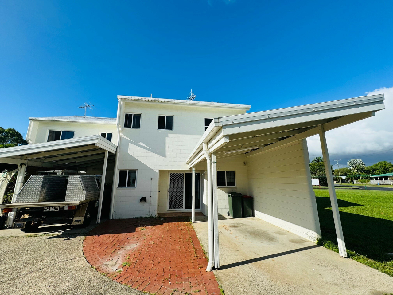 1 Seafarer Street, South Mission Beach QLD 4852 - Image 4