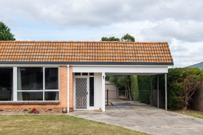 Photo - 1 Sebastian Court, Newnham TAS 7248 - Image 3