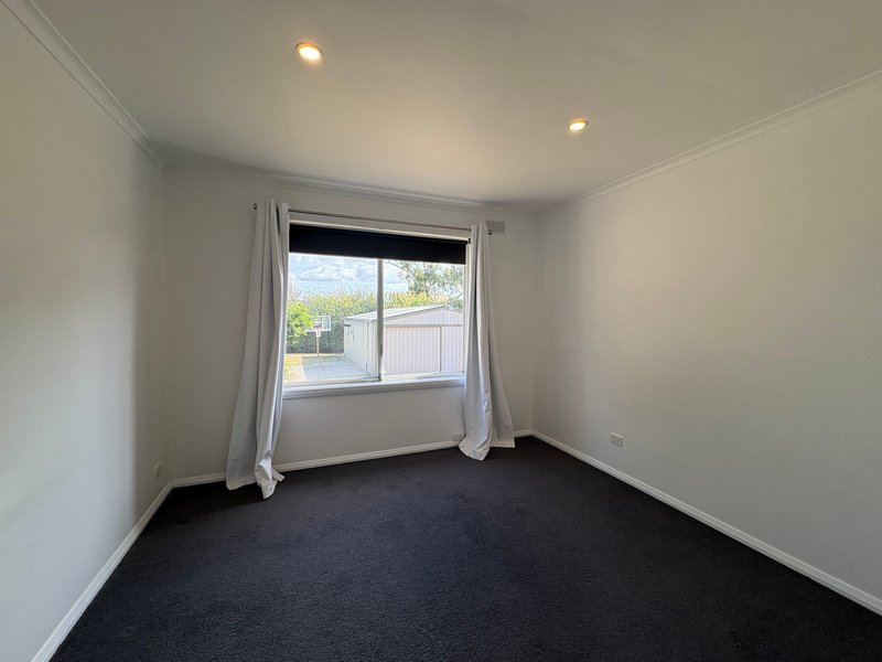 Photo - 1 Sebastian Court, Newnham TAS 7248 - Image 7