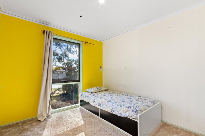 Photo - 1 Selby Place, Charnwood ACT 2615 - Image 13