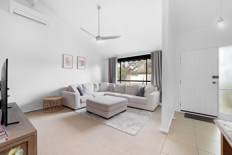 Photo - 1 Selwood Retreat, Cheltenham VIC 3192 - Image 6