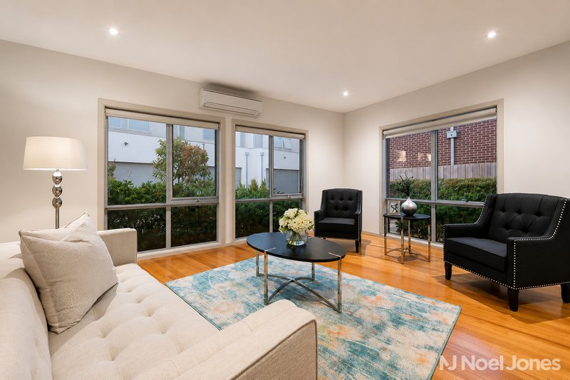 Photo - 1 Sentinel Way, Doncaster VIC 3108 - Image 7
