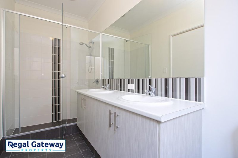 Photo - 1 Serventy Crescent, Hammond Park WA 6164 - Image 4