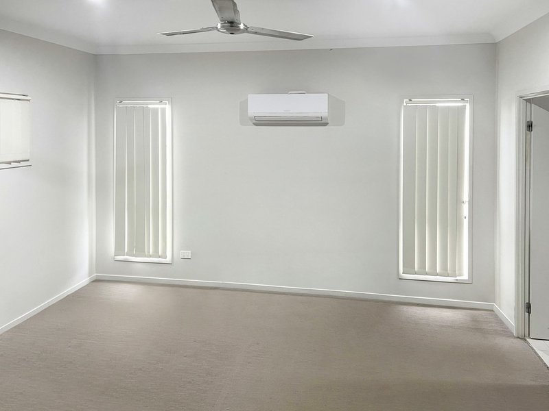 Photo - 1 Sharon Crescent, Kingaroy QLD 4610 - Image 7