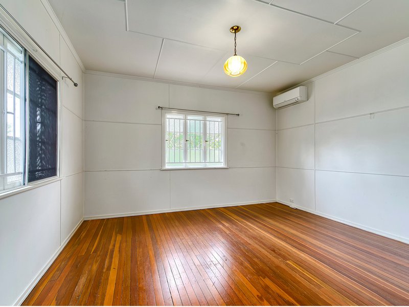 Photo - 1 Sheehy Street, Stafford QLD 4053 - Image 6