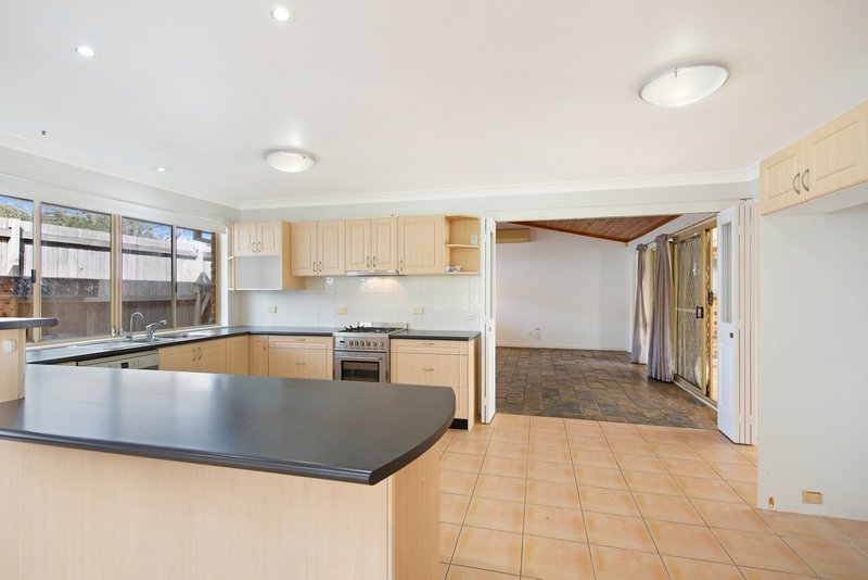 Photo - 1 Sherwood Close, Bateau Bay NSW 2261 - Image 4