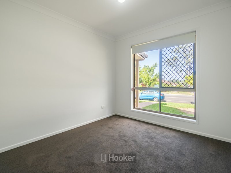 Photo - 1 Short Street, Boronia Heights QLD 4124 - Image 7