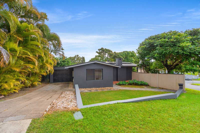 Photo - 1 Sibyl Street, Southport QLD 4215 - Image 2