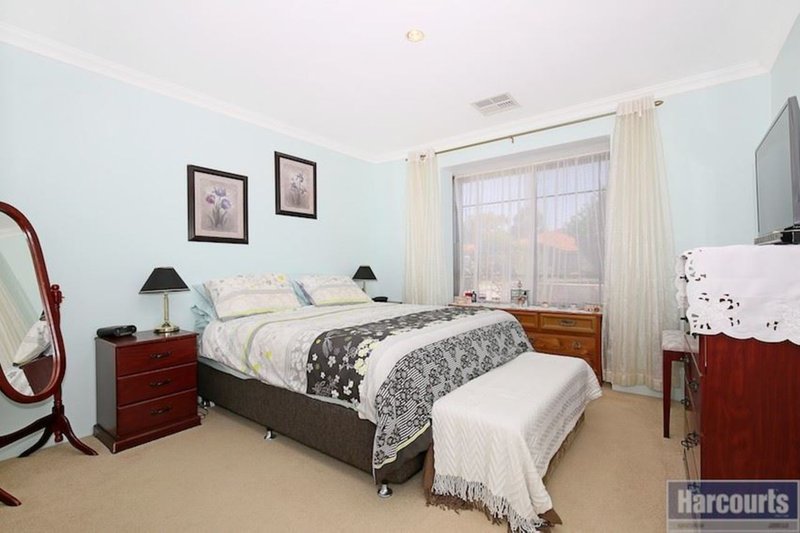 Photo - 1 Signet Court, Wannanup WA 6210 - Image 7