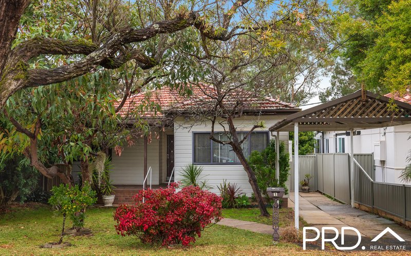 1 Singleton Avenue, East Hills NSW 2213