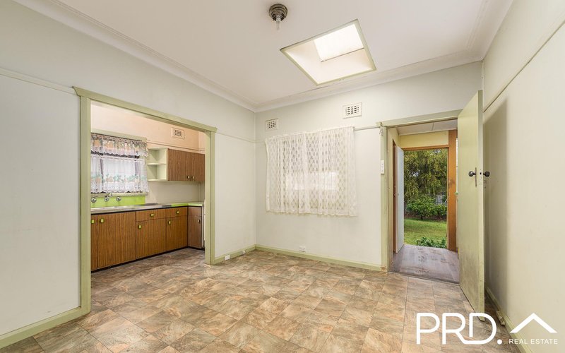 Photo - 1 Singleton Avenue, East Hills NSW 2213 - Image 3