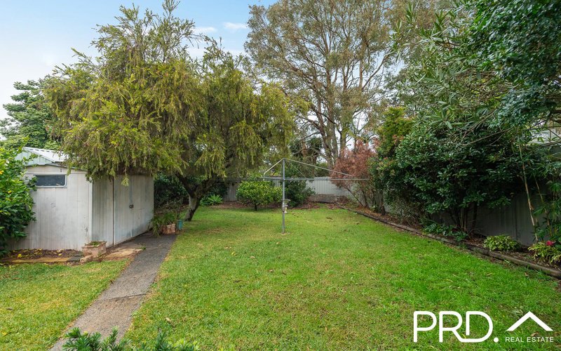 Photo - 1 Singleton Avenue, East Hills NSW 2213 - Image 6