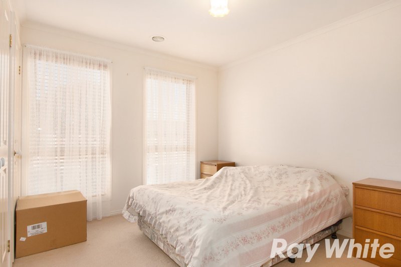 Photo - 1 Sir Thomas Drive, Pakenham VIC 3810 - Image 7