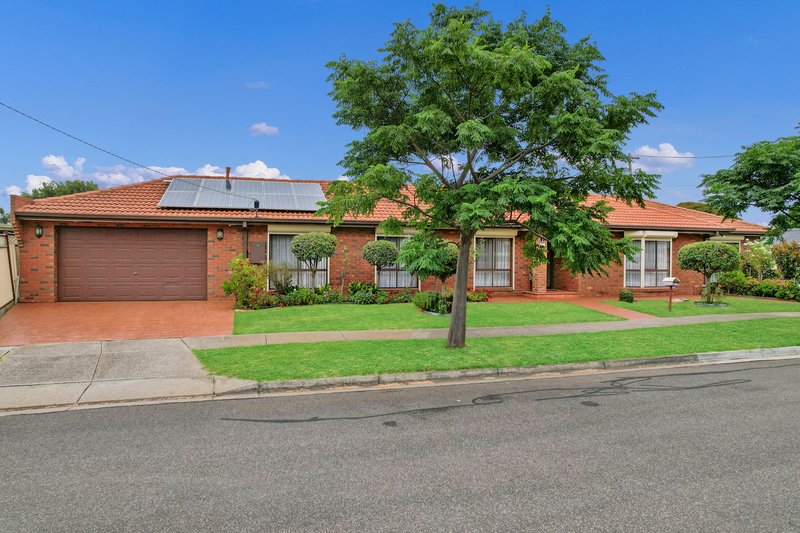 1 Sittela Court, Werribee VIC 3030