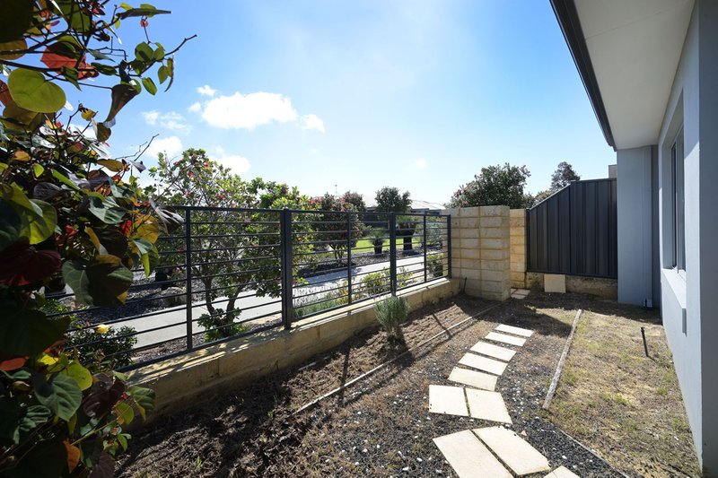 Photo - 1 Slice Lane, Yanchep WA 6035 - Image 4