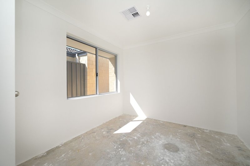 Photo - 1 Slice Lane, Yanchep WA 6035 - Image 19