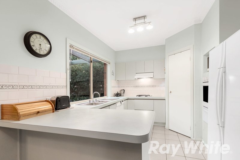 Photo - 1 Sneddon Court, Mulgrave VIC 3170 - Image 4