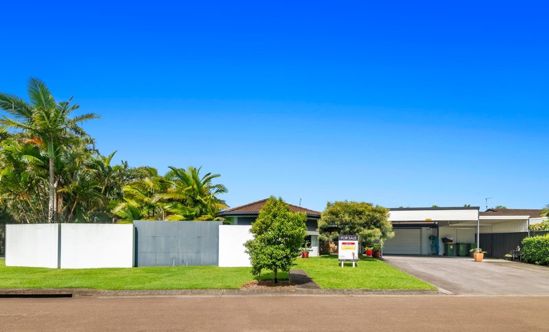 1 Snowdrop Avenue, Currimundi QLD 4551