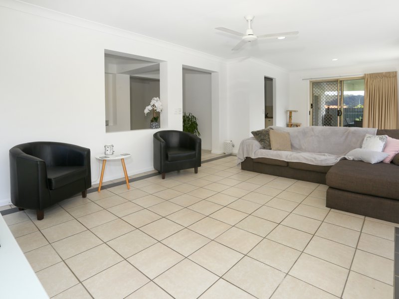 Photo - 1 Solitaire Place, Robina QLD 4226 - Image 6