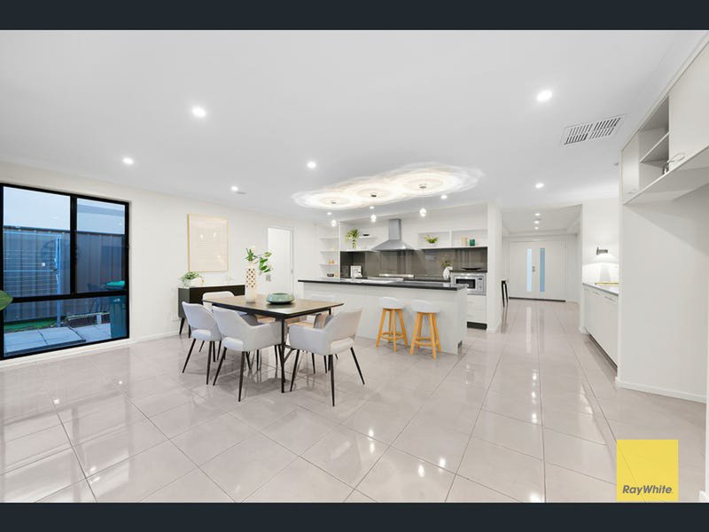Photo - 1 Solitaire Way, Tarneit VIC 3029 - Image 8