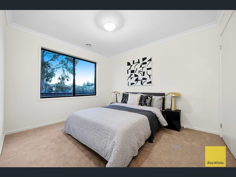 Photo - 1 Solitaire Way, Tarneit VIC 3029 - Image 16