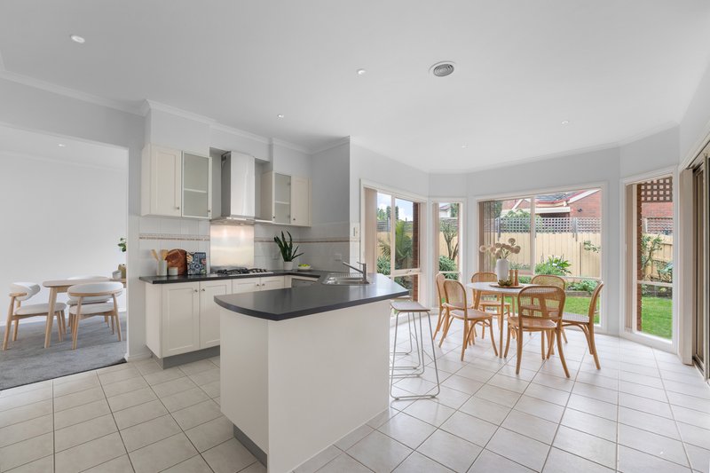 Photo - 1 Soutar Place, Heatherton VIC 3202 - Image 5