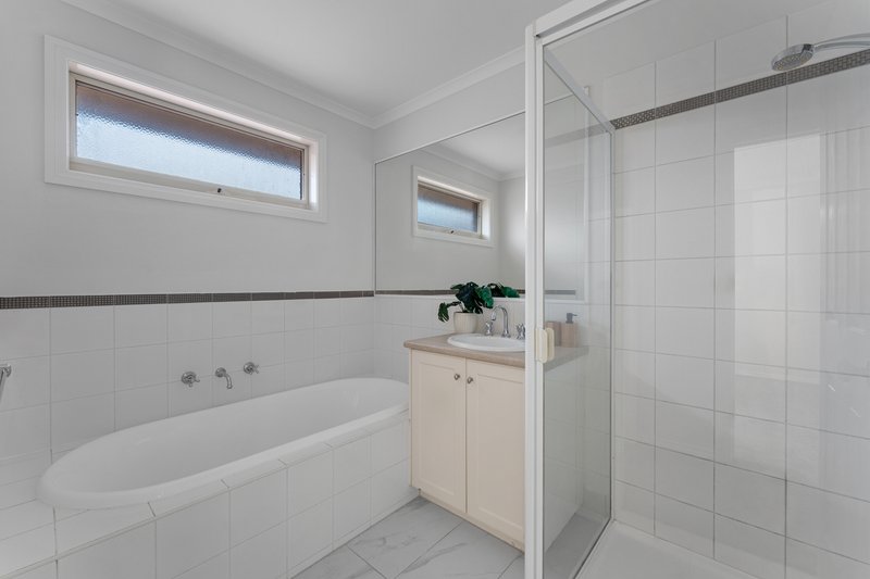 Photo - 1 Soutar Place, Heatherton VIC 3202 - Image 16