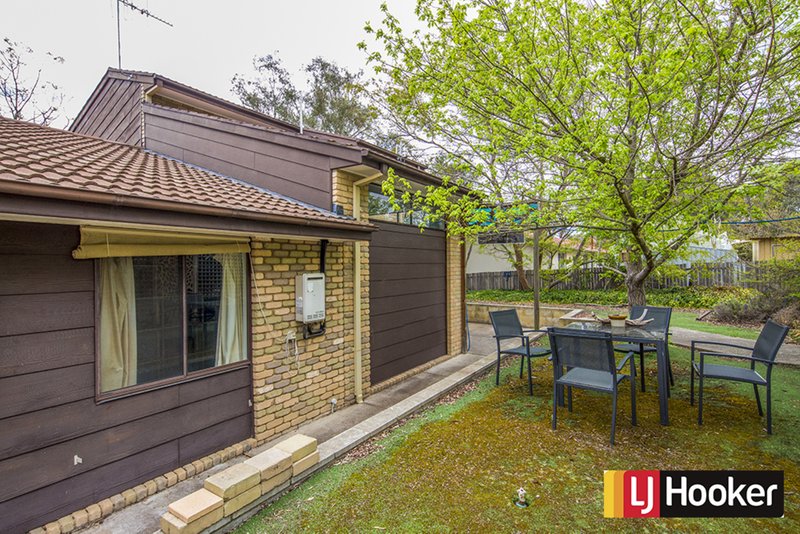 Photo - 1 Spensley Place, Wanniassa ACT 2903 - Image 15