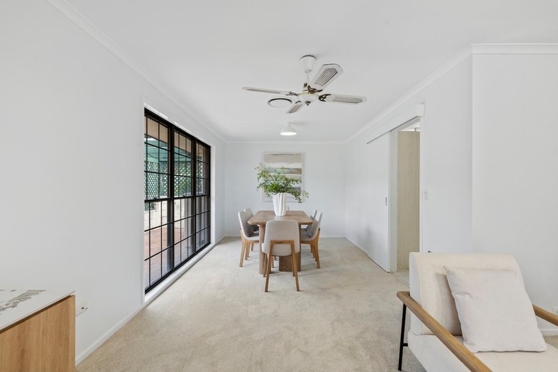 Photo - 1 Spinel Street, Camp Hill QLD 4152 - Image 4