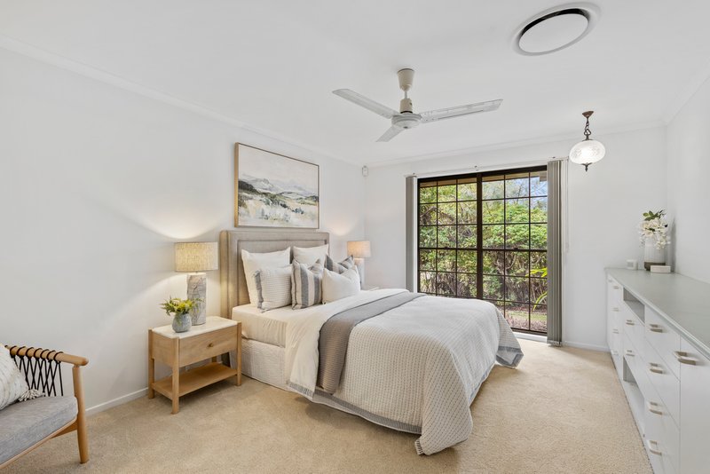 Photo - 1 Spinel Street, Camp Hill QLD 4152 - Image 13