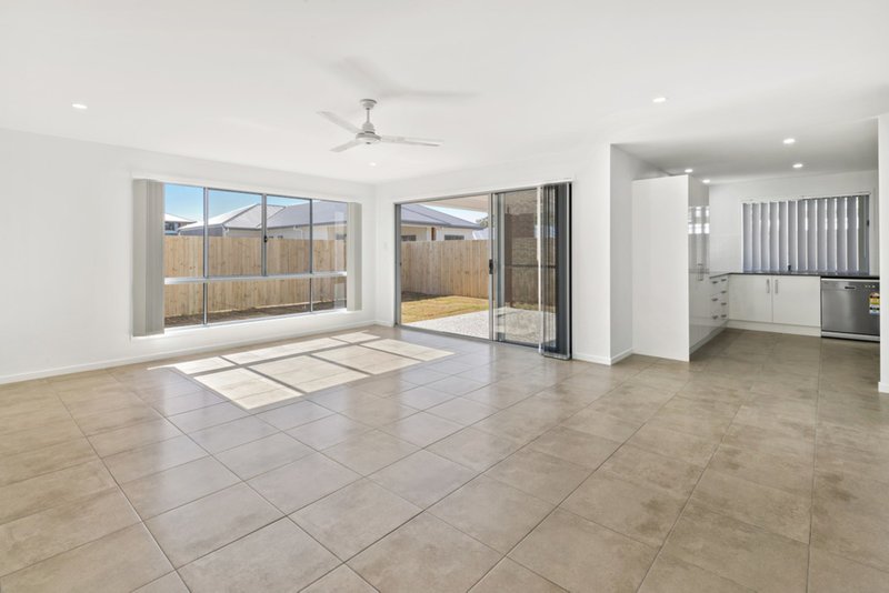 Photo - 1 Spinifex Street, Palmview QLD 4553 - Image 3