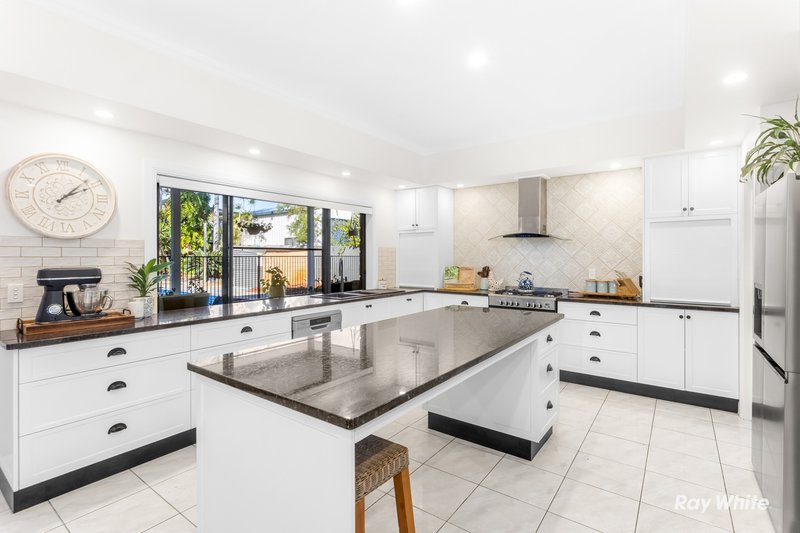 Photo - 1 Spinnaker Drive, Mulambin QLD 4703 - Image 4