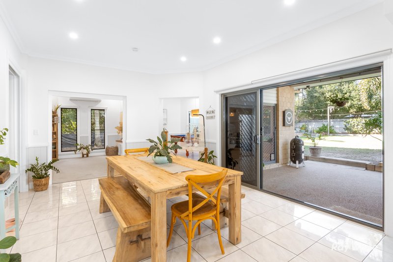 Photo - 1 Spinnaker Drive, Mulambin QLD 4703 - Image 8