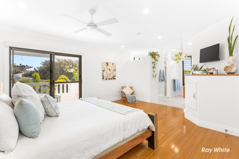 Photo - 1 Spinnaker Drive, Mulambin QLD 4703 - Image 10