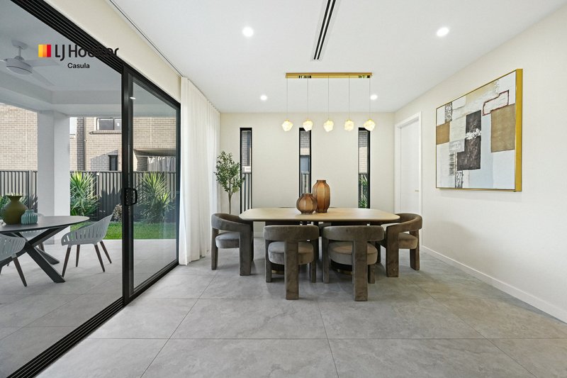 Photo - 1 Split Close, Prestons NSW 2170 - Image 5