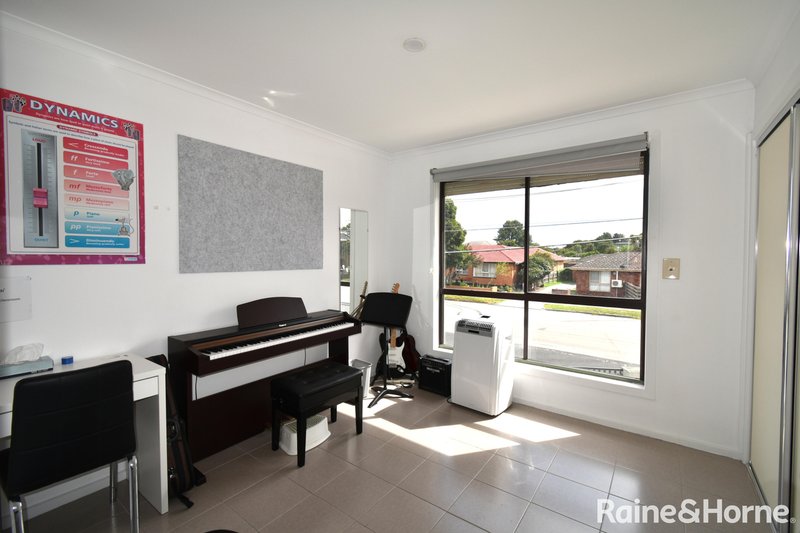 Photo - 1 Spring Road, Springvale South VIC 3172 - Image 6