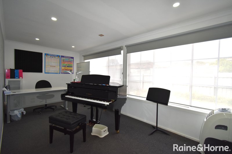 Photo - 1 Spring Road, Springvale South VIC 3172 - Image 8