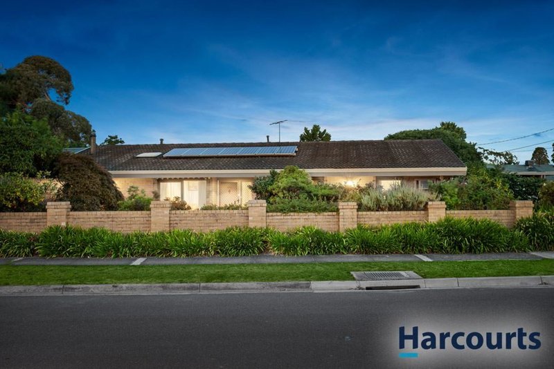 1 St Clair Road, Wantirna South VIC 3152