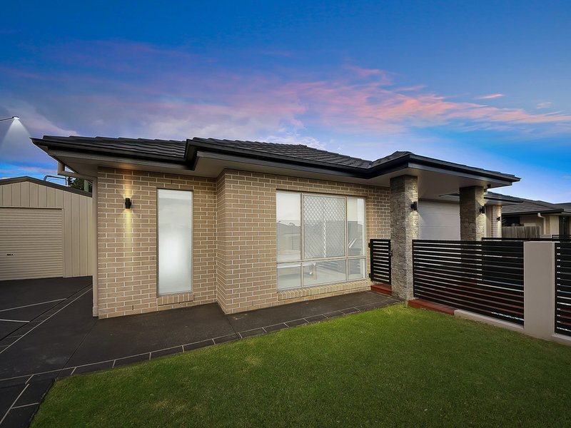 Photo - 1 St Helen Crescent, Warner QLD 4500 - Image 25