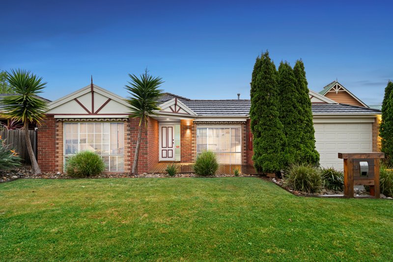 1 St Helena Place, Rowville VIC 3178